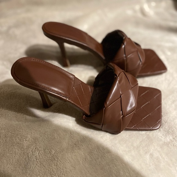 Shoes - Heels
